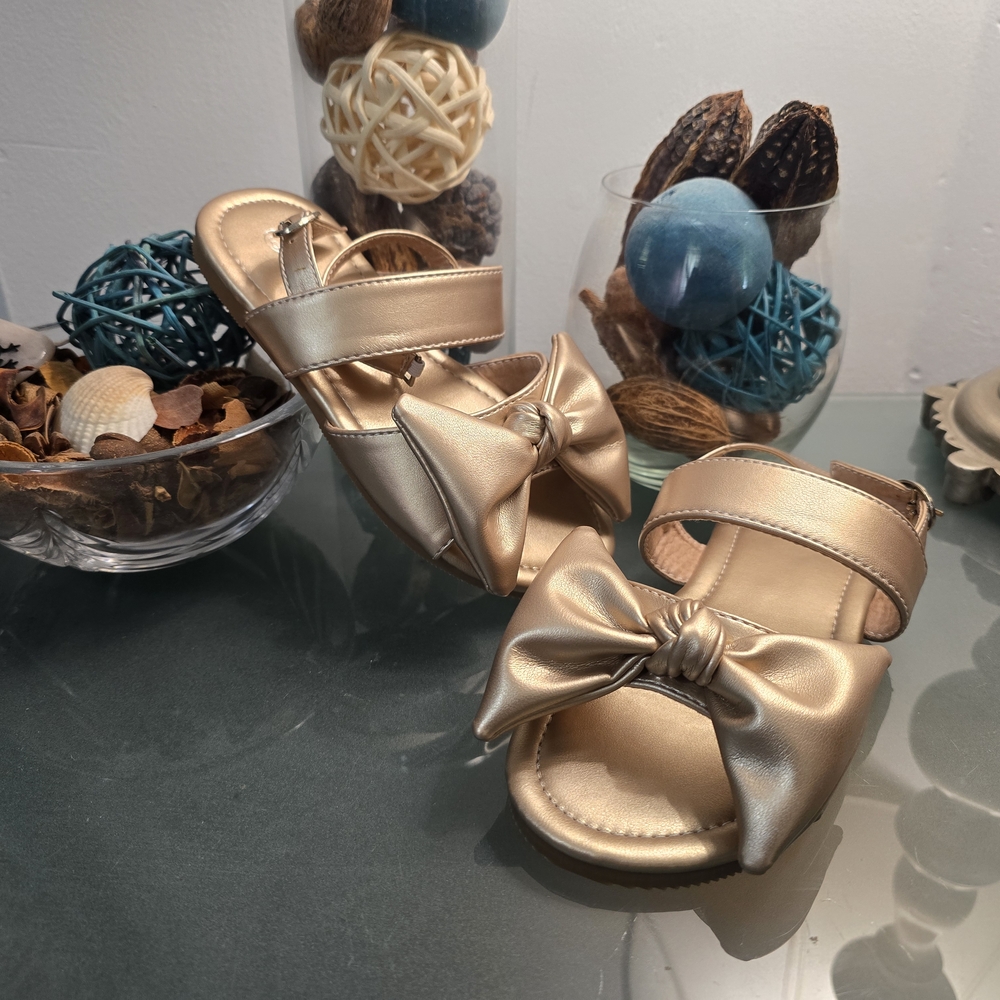 Girl's Sandals